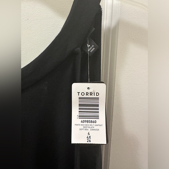 Ponte High Neck Belt Jumpsuit 4X NWT - Picture 9 of 12